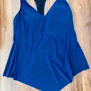 NWT Women’s Miraclesuit Tankini Top Sz. 10